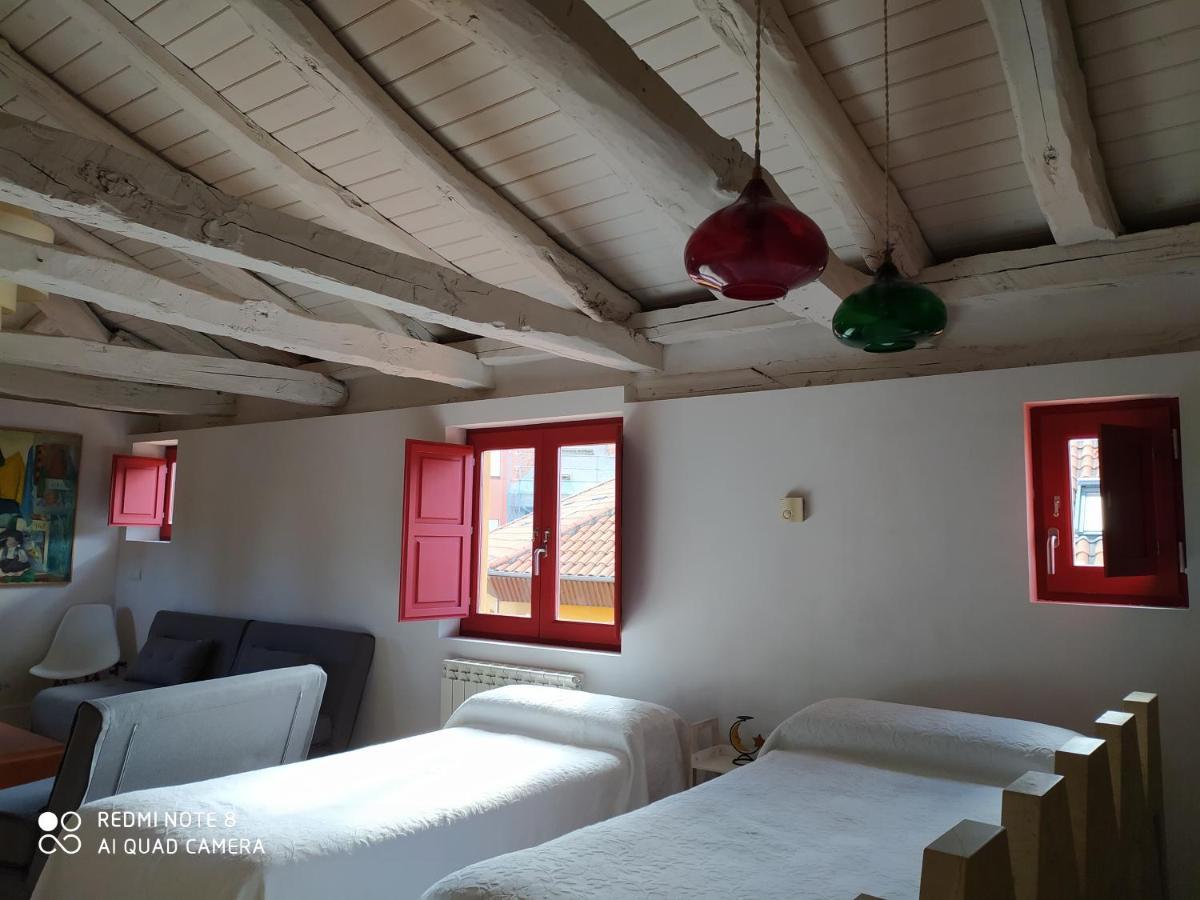 La Casita de León Leão Exterior foto